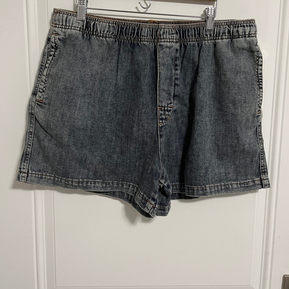 NWT - Zara Women’s Denim Relaxed Jogger Short - Size XL